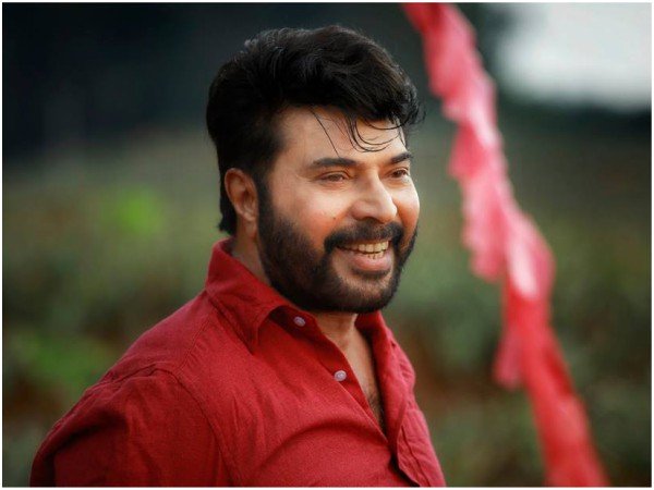 മമ്മൂട്ടി പിന്നിലായി