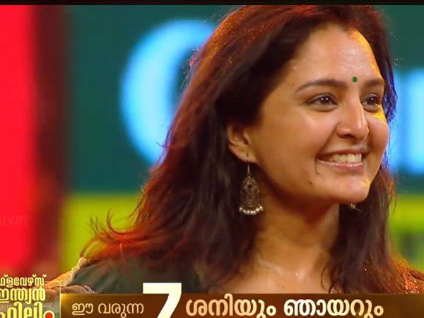 മഞ്ജു വാര്യരുടെ എന്ട്രി