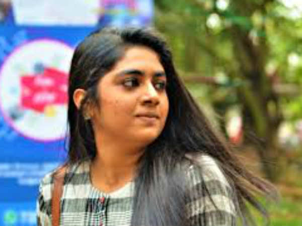 ചിത്രത്തിൽ നിറഞ്ഞു നിൽക്കേണ്ട