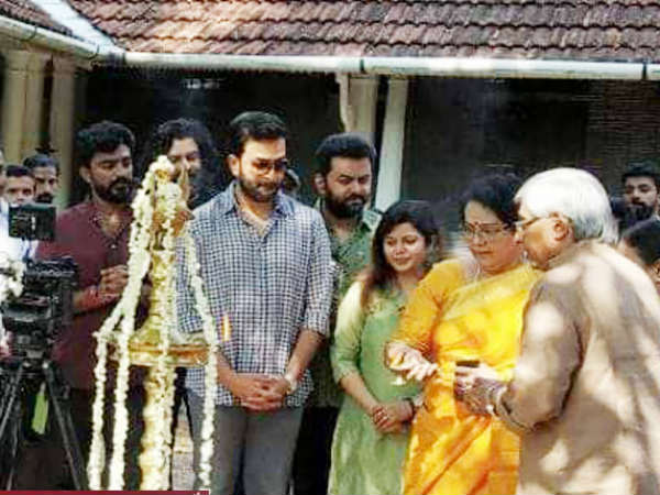 പൂജാ ചടങ്ങിലെ വ്യത്യസ്തത