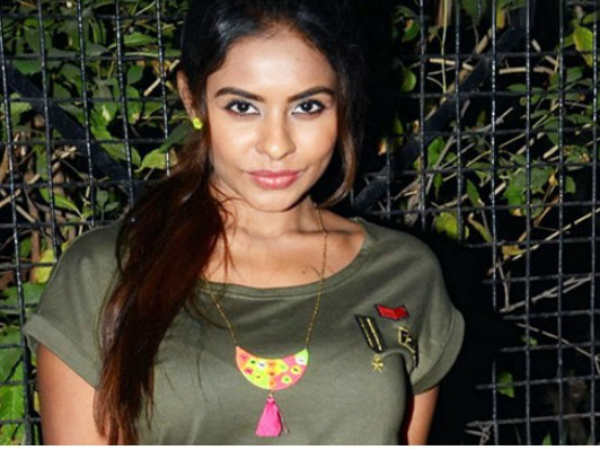 സ്ത്രീകളോട് മാന്യത കാണിക്കു