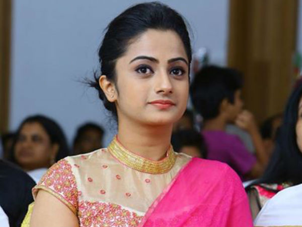 ചിത്രത്തിലെ നായിക