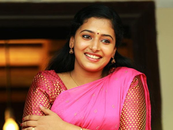 അനു സിത്താര