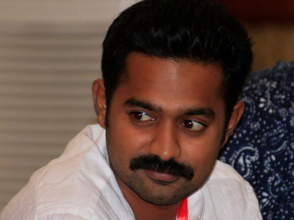 ആസിഫ് അലി മോശമാക്കിയില്ല