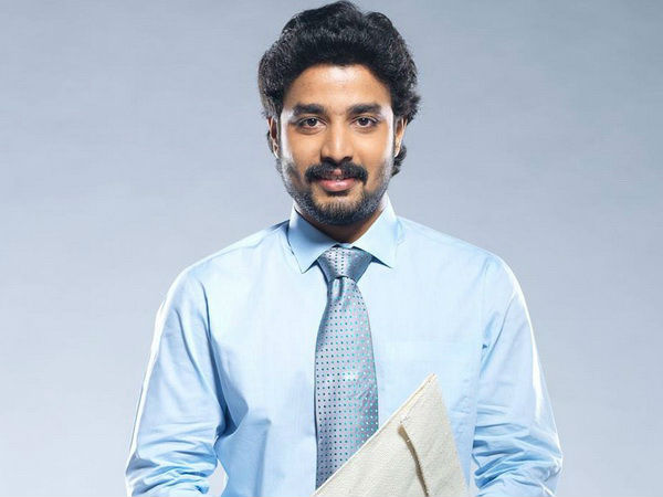 മലര്വാടിയിലൂടെ തുടക്കമിട്ടു