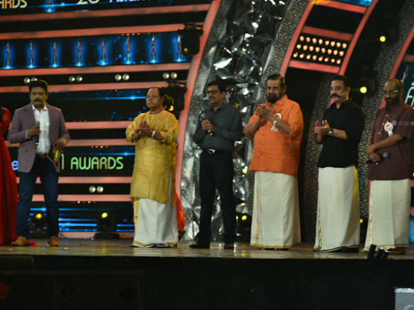 മമ്മൂട്ടിയുടെ മാസ് എന്ട്രി