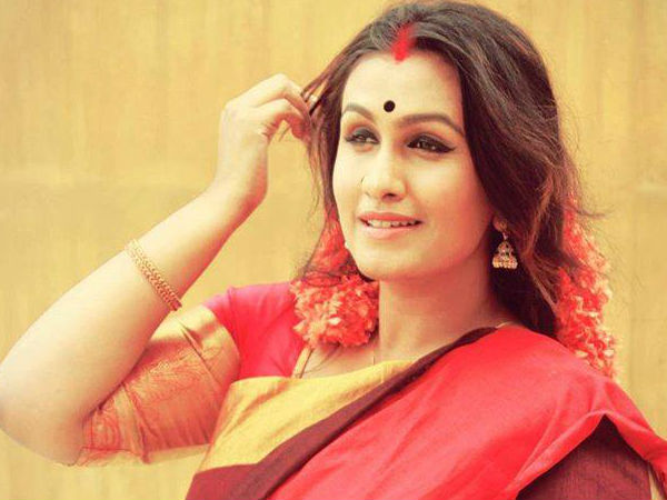 പ്രായമുള്ള വേഷങ്ങള്..