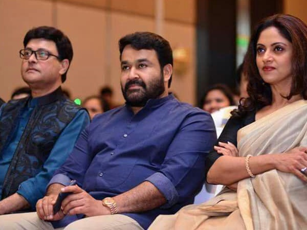 സര്പ്രൈസുകള് നിലനിര്ത്തി
