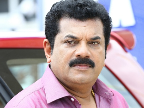 ഗണേഷിന്റേയും മുകേഷിന്റേയും നിലപാട്