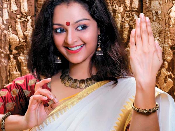 നായികയായി മഞ്ജു വാര്യര്...