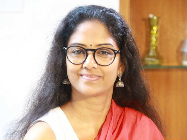 ആരോടും പറഞ്ഞില്ല