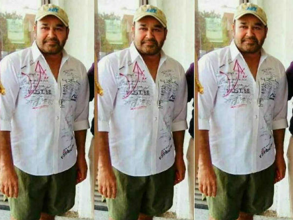 മമ്മൂട്ടി ആരാധകരും രംഗത്തെത്തി
