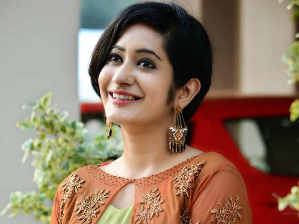 ഷൂട്ടിങ്ങിലേയ്ക്ക് തിരികെ