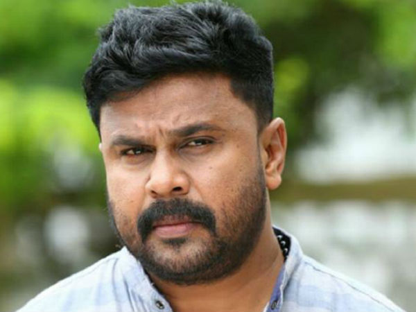 നേതൃത്വത്തിന് നേരെ