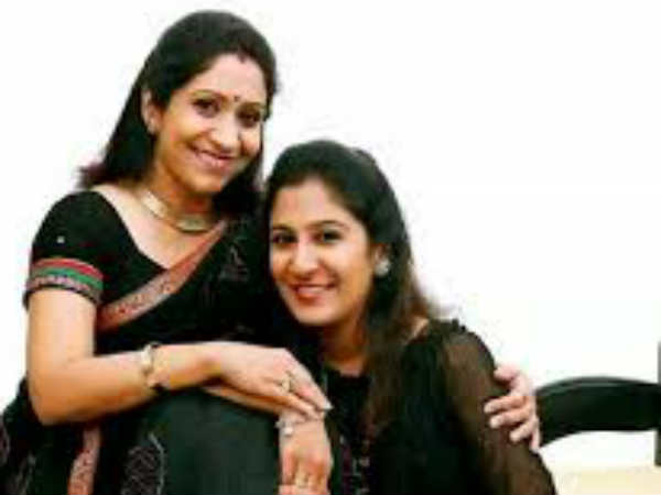 മകൾക്ക് പാട്ടിനോട് കമ്പം