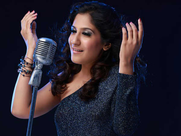 മകളുടെ വരവ്