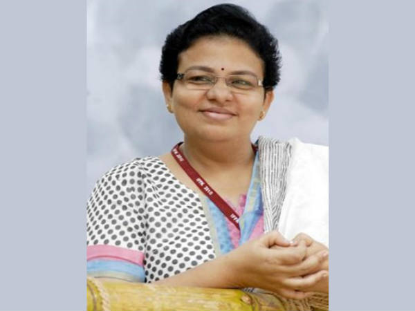 പ്രതികരിക്കേണ്ടത് മഞ്ജു