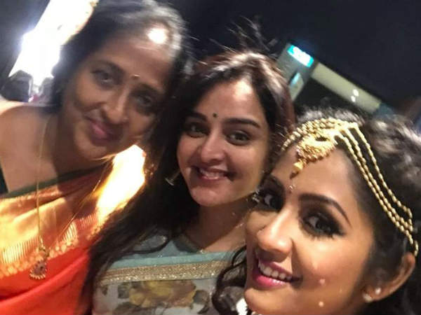ലേഡി സൂപ്പര് സ്റ്റാറിനൊപ്പം