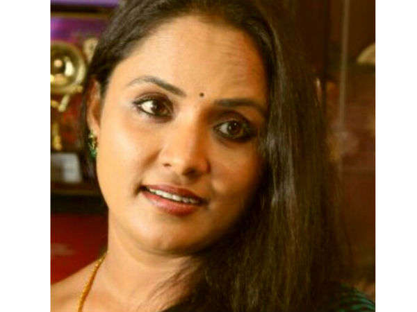 ഉപ്പും മുളകും സംവിധായകന്റെ പീഡനം