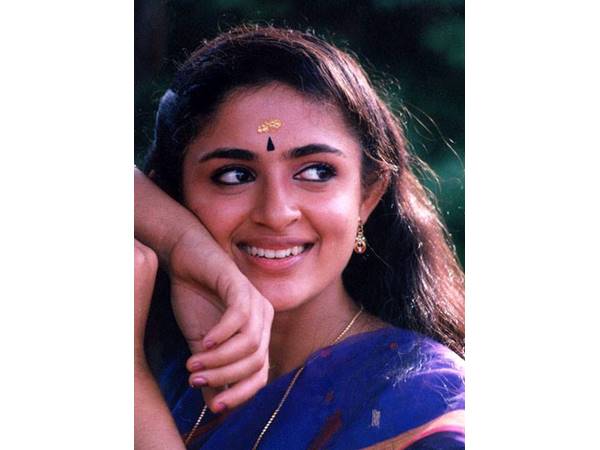 സൂപ്പര് ജോഡിയിലേക്ക് ആനിയെത്തുന്നു