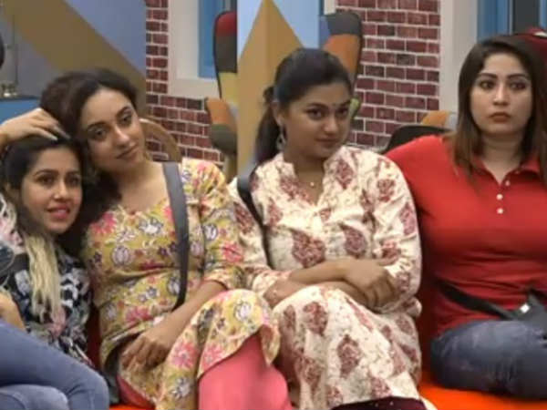 44 കോടി