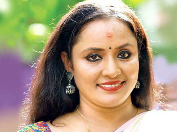 നിഷയുടെ ആരോപണം