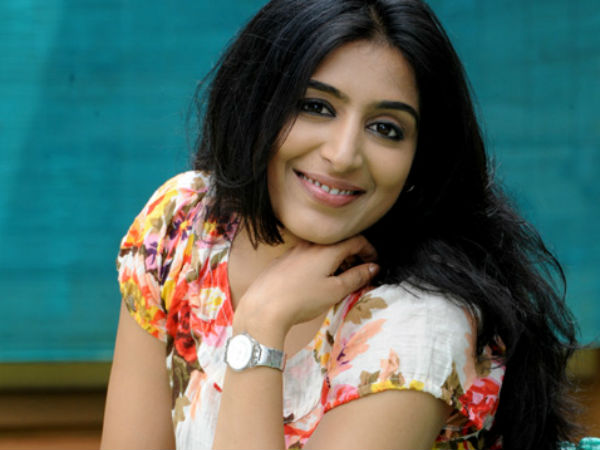പത്മപ്രിയയുടെ സഹായം