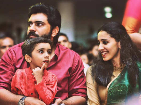 വെഡ്ഡിങ്ങ് ആനിവേഴ്സറിയിലെ തീരുമാനം