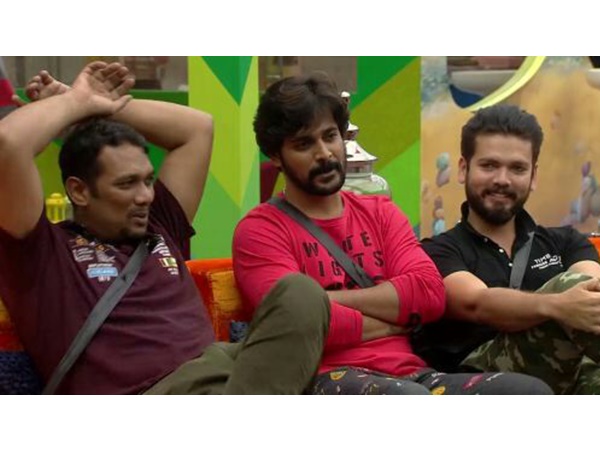 ശ്രീനിഷ് ആത്മഹത്യയ്ക്ക് ശ്രമിക്കുന്നു..