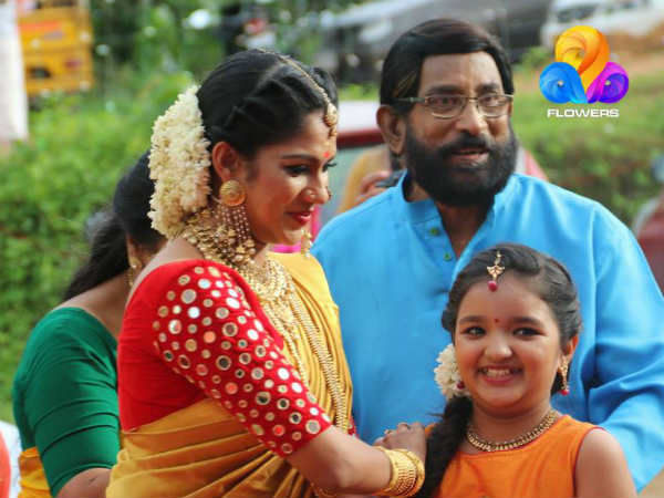 അതിഥികളായി നിരവധി പേര്