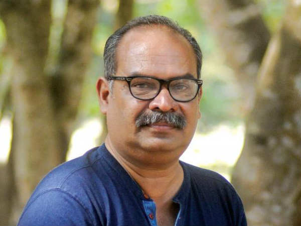 മുത്രമൊഴിക്കാൻ മുട്ടി