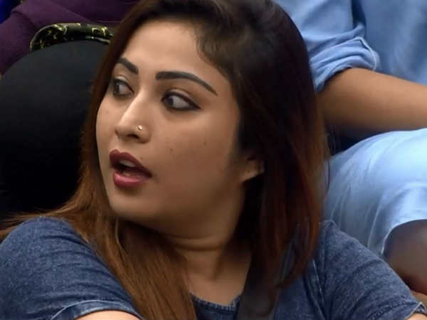 അർച്ചന സംസാരിക്കാറുണ്ട്