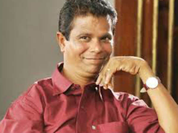 തന്നെ നടനാക്കിയത് ഇവർ
