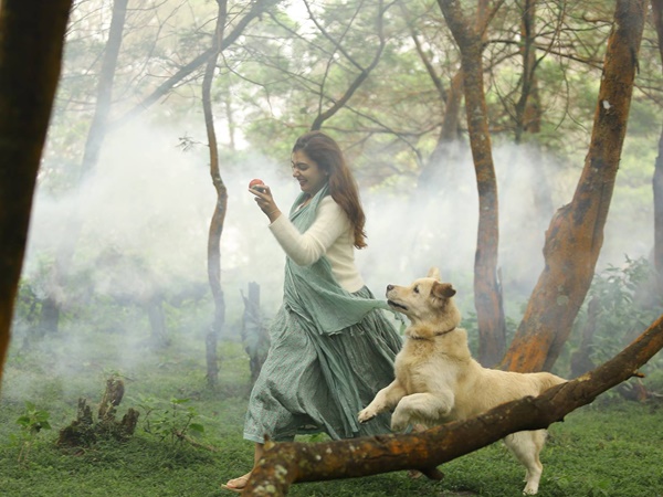 കൂടെ ചരിത്രമാവും