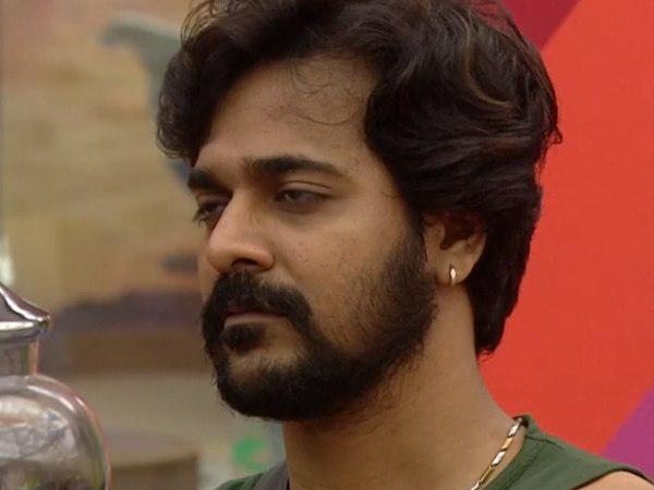 പേളിയും ശ്രിനിഷും പൊളിച്ചടുക്കി