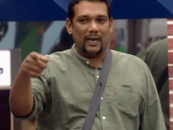 തെളിവ് നിരത്തി സാബു