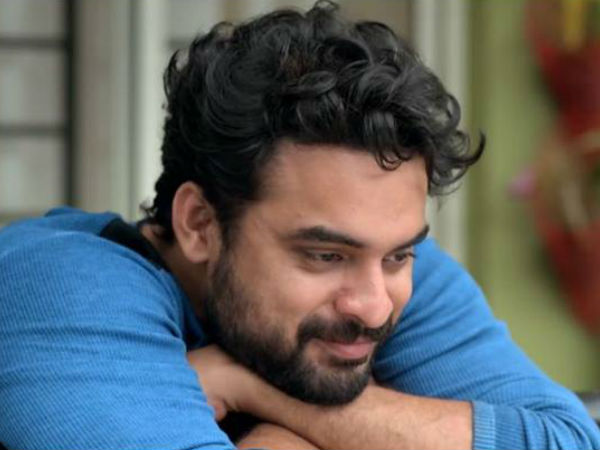 ടൊവിനോയും പൃഥ്വിയും