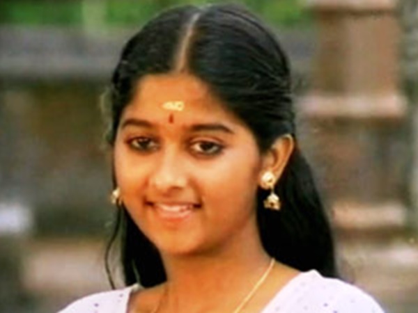 മോനിഷ