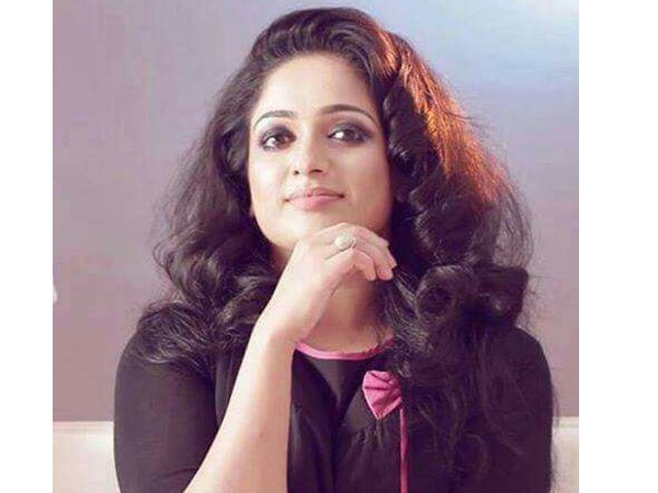 ഫാന്സ് ഗ്രൂപ്പുകള് സജീവം