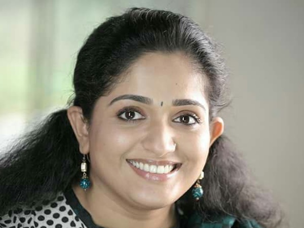 മീനാക്ഷിക്ക് നല്കിയ പിന്തുണ