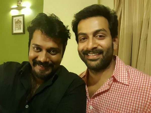കള്ളം പറയില്ല