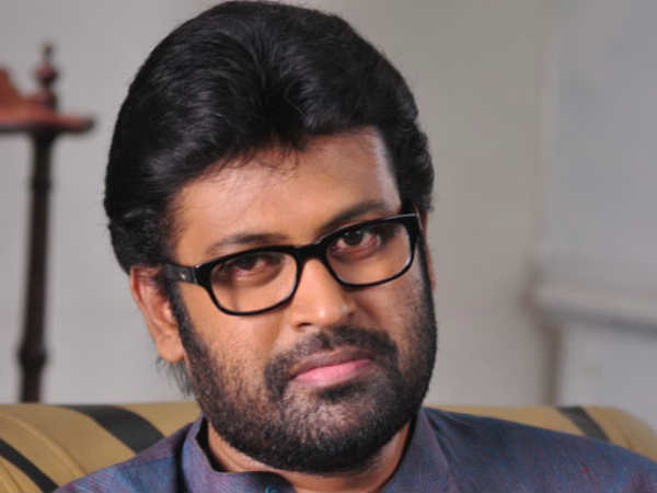 പാട്ട് പാടാൻ പേടി