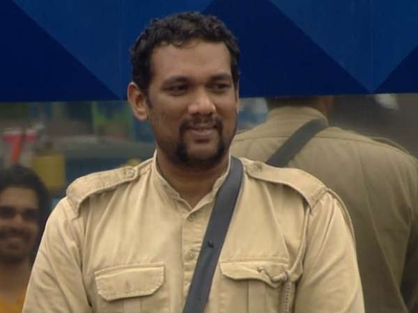 തക്കളിക്കറിയുടെ പേരിലുണ്ടായ തർക്കം