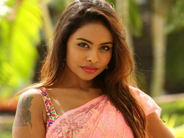 പരസ്ത്രീ ബന്ധത്തിൽ താൽപര്യം