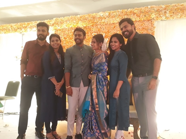 സുഹൃത്തുക്കളില്ലെങ്കില് പിന്നെന്ത്?
