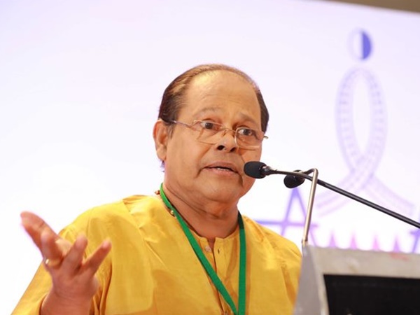 വിവാദങ്ങള് അടങ്ങുന്നില്ല