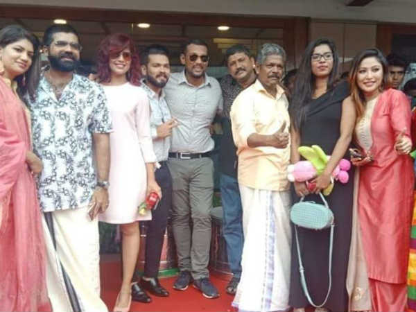 അർച്ചനയുടെ പത്തിരികട