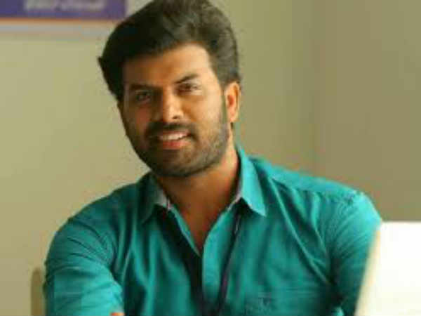 അമ്മ പൊട്ടിക്കരഞ്ഞു