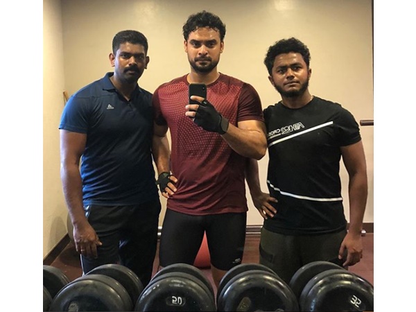 ജിമ്മനാവാന് പോയ ടൊവിനോ