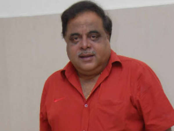 230 ഓളം ചിത്രങ്ങൾ